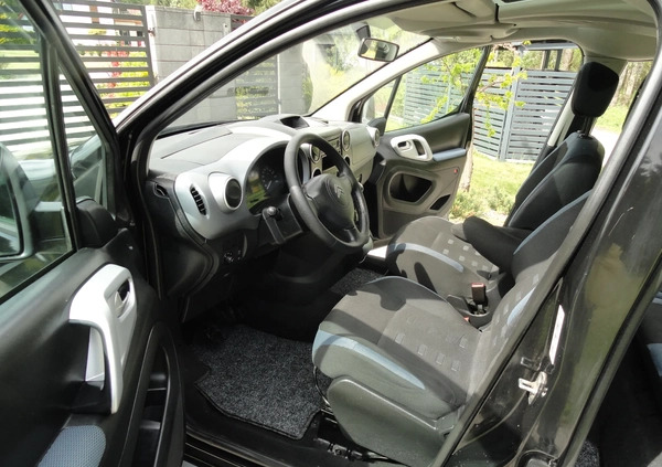 Citroen Berlingo cena 18800 przebieg: 311000, rok produkcji 2009 z Sępopol małe 436